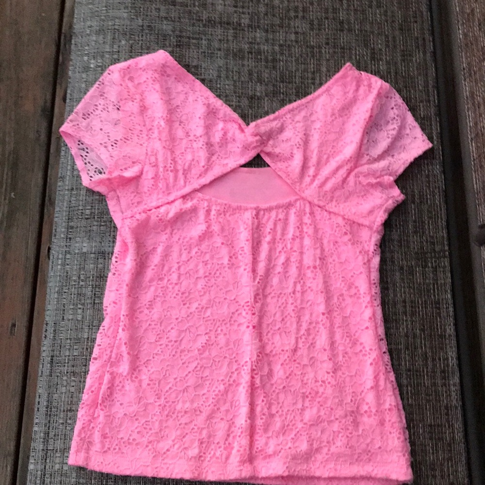 Lace Halter Back Top - Picture 4 of 4